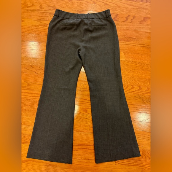 Women’s size 8P Anne Klein dress pants, gray. Great condition - Picture 2 of 3